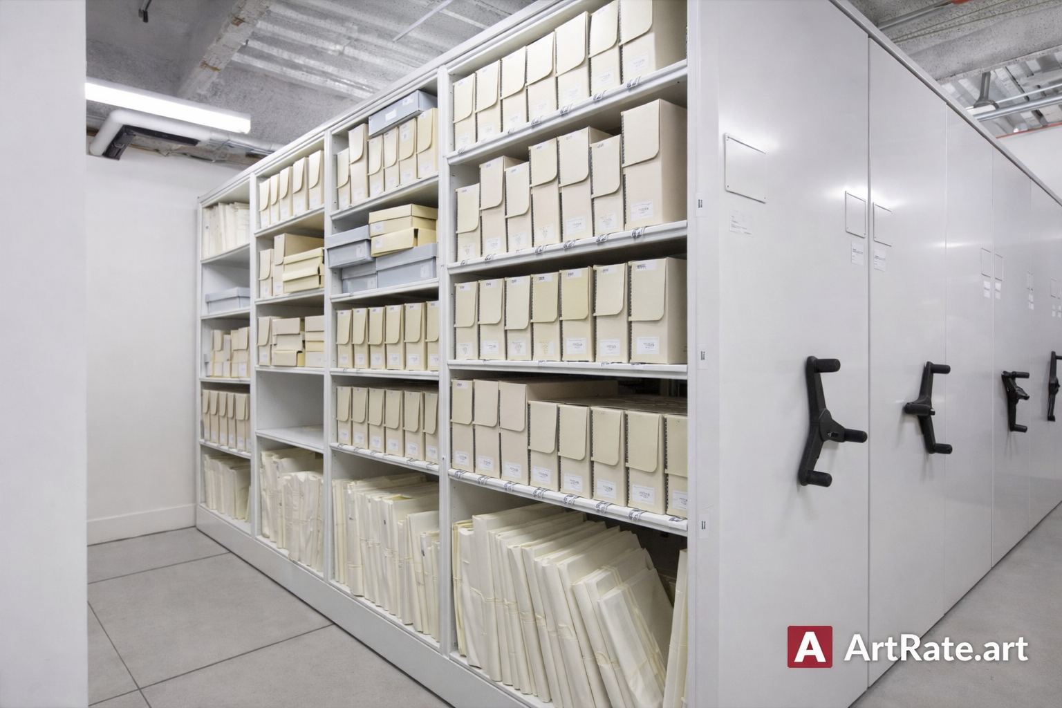 Three Markets, One Object: Auction, Dealer, and Private Sale – Which One Truly Reflects Value?