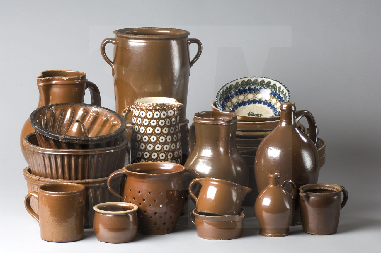 Bolesławiec Pottery – Mass Production or a Collector’s Gem?